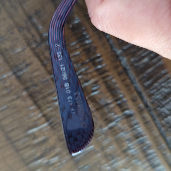 Tom Ford Sunglass - Photos taken of serial number - please review Cat Ey… - Picture 6 of 11